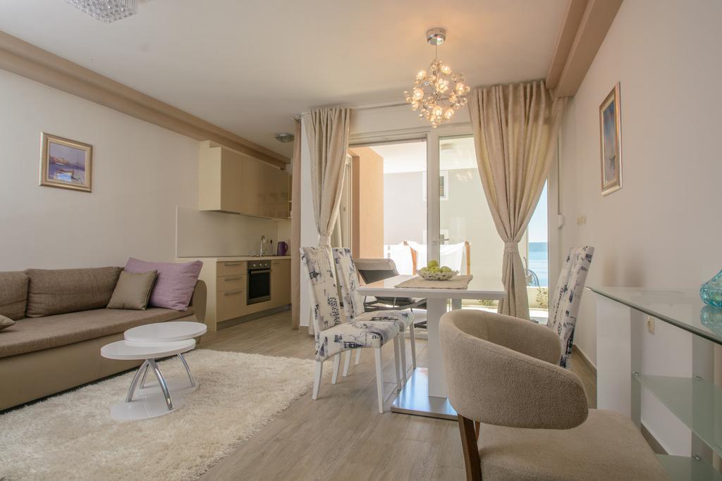 טרוגיר Apartments Villa Atlantis מראה חיצוני תמונה